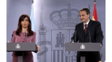 Cristina Fernandez de Kirchner y Jose Luis Rodriguez Zapatero (ANSA). NNNN   