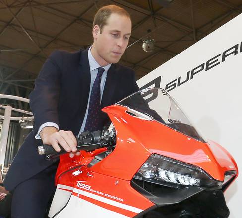 Principe William sensibile al fascino delle Ducati