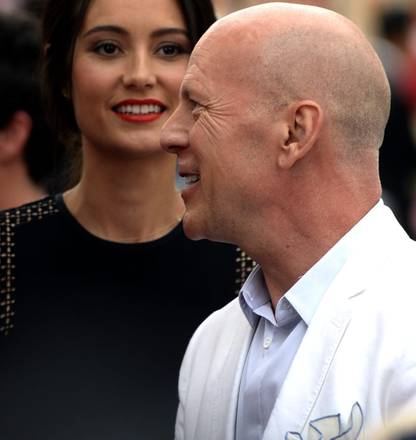 Bruce Willis con la moglie Emma Heming