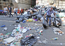 Napoli sempre piu' sommersa dai rifiuti