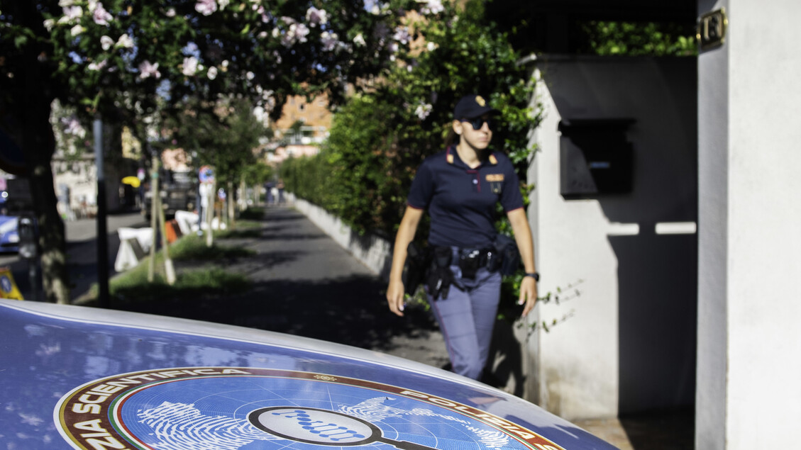 Uccide La Madre A Coltellate In Casa A Milano E Si Suicida Primopiano