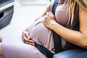 Spagna: scorta donna incinta verso sala parto costa 1440 euro (ANSA)
