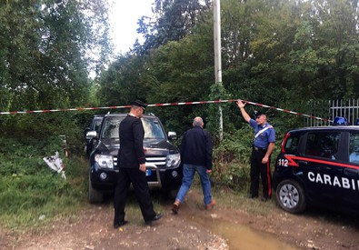 Un momento delle ricerche del corpo di Marilena Rosa Re, 58 enne scomparsa da Castellanza (Varese)  lo scorso 30 aprile, e del cui omicidio e occultamento di cadavere indagato Vito Cleric che ha  indicato agli inquirenti il posto in cui scavare (ANSA)