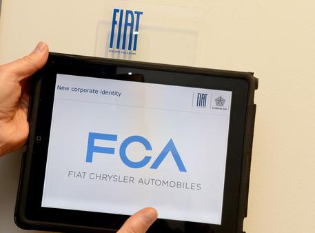 L'acronimo Fca nel logo del gruppo Fiat Chrysler Automobiles (foto: ANSA)