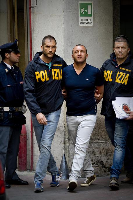 Camorra: Blitz Polizia Contro Clan De Micco, 12 Arresti - Primopiano ...