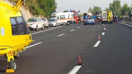 Incidenti Stradali 1 Morto E 2 Feriti Lombardia ANSA It