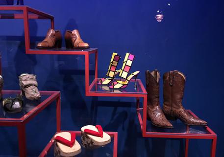 Mostra Londra scarpe © ANSA