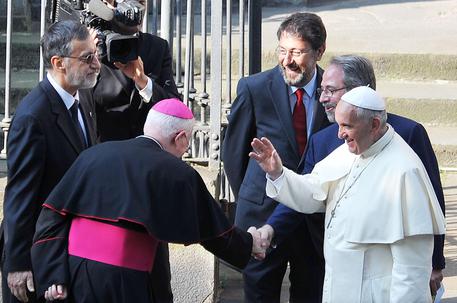 Papa Francesco visita il tempio Valdese © ANSA