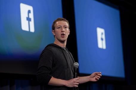 Facebook record, ha 1,59 miliardi di 'amici' e vola in Borsa © EPA