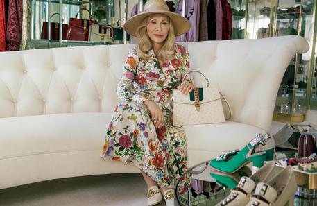 Faye Dunaway in posa in campagna Gucci