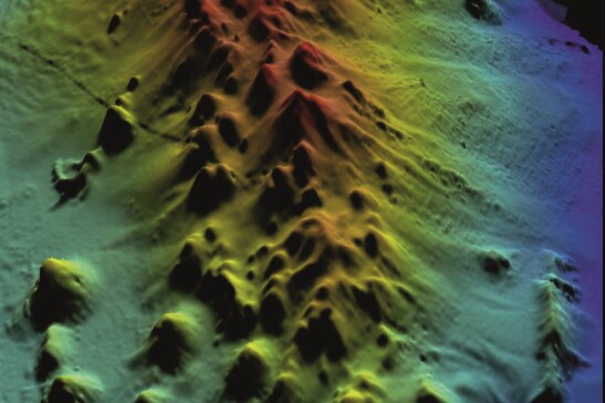 Particolare della visione 3D della nuova catena vulcanica sottomarina al largo dell'Antartide (fonte: Pnra)