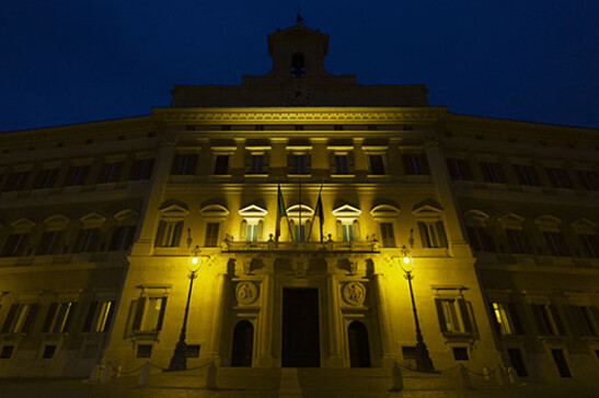 Endometriosi, la facciata di Montecitorio si illuminerà di giallo. Fonte:  Federica Agamennoni - https://comunicazione.camera.it/