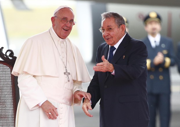 Il Papa e Raul Castro a Cuba (ANSA)