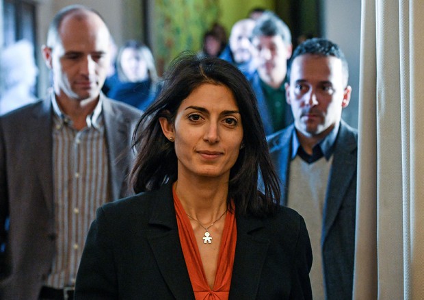 Raggi, consiglieri M5s da subito contro 'affitti d'oro' (ANSA)