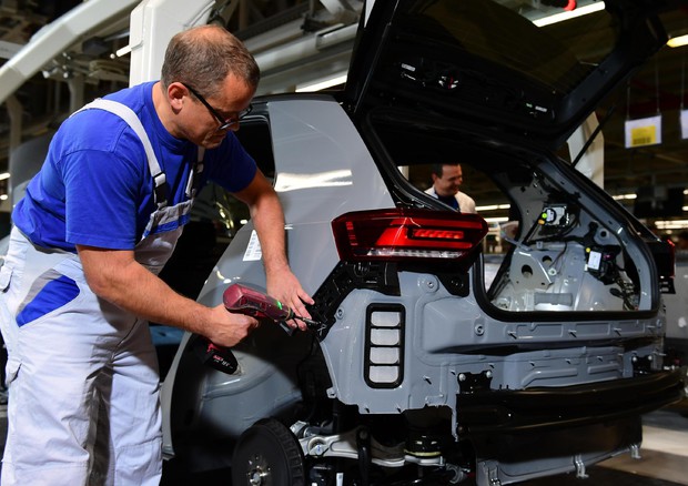 Volkswagen Avvia La Produzione Di Auto Elettriche Della Famiglia ID A