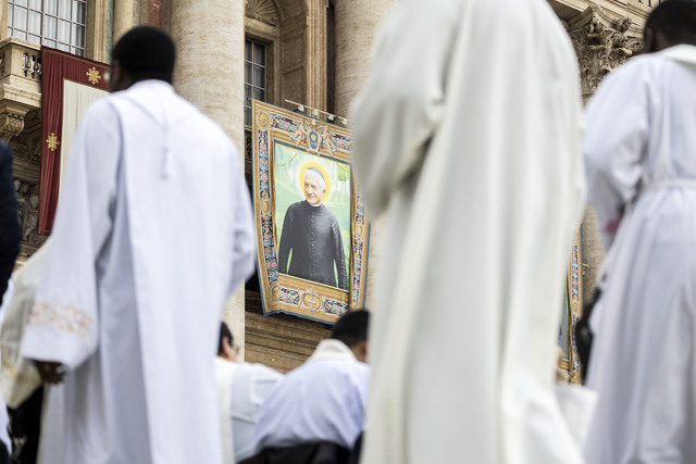 Il Papa Celebra La Messa Oggi Proclama Nuovi Santi Primopiano