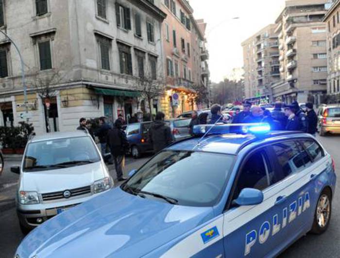 Camorra, Blitz Polizia Contro Clan - Cronaca - ANSA.it