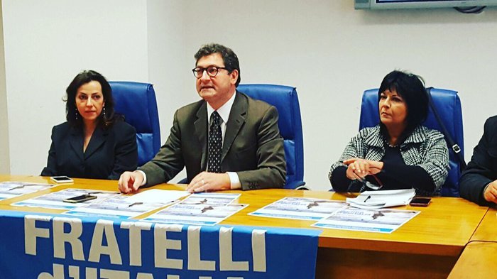 FdI e Acop lanciano lo 'Scudo Equitalia' - ANSA.it