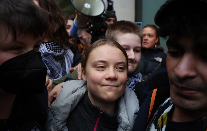 Londra L Arrivo Di Greta Thunberg In Tribunale Primopiano Ansa It