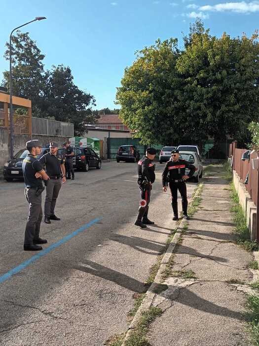 Ferita In Strada A Colpi Di Pistola Difendeva La Figlia Notizie