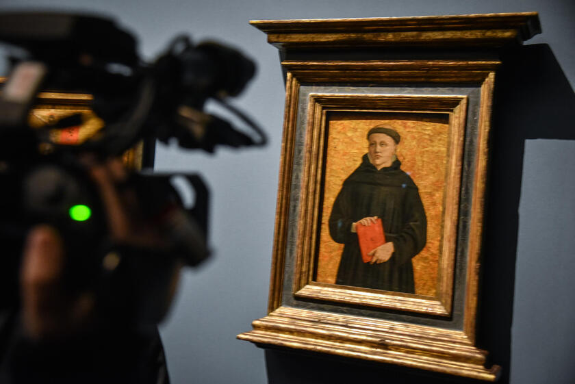 Muestra "Piero Della Francesca. El políptico agustiniano reunido", en Milán (ANSA)