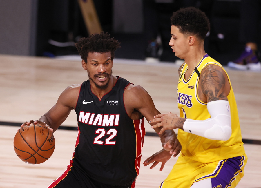 Basket Nba Lakers Battono Miami Titolo A Un Passo Sport