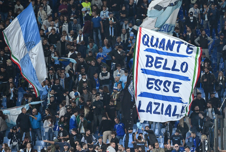 Tifosi Della Lazio Prima Del Derby Sport Ansa It