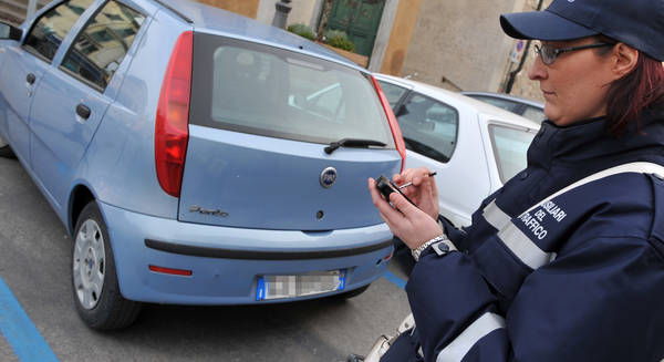 Codice strada,avvocati contro contributo unificato per multe