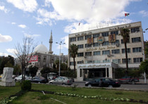 Damasco, esplosioni nelle sedi della sicurezza siriana