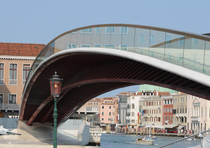 Ponte della Costituzione a Venezia, progettato dall'architetto spagnolo Santiago Calatrava