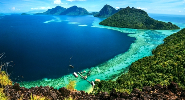 Dal Borneo alle Antille, in viaggio con Emilio Salgari