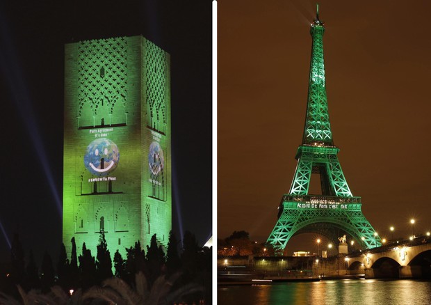 Un'immagine combinata della Tour Hassan di Marrakech e della Tour Eiffel a Parigi illuminate di verde, 4 novembre 2016 © ANSA