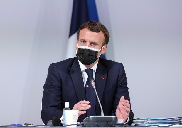 President Emmanuel Macron © EPA