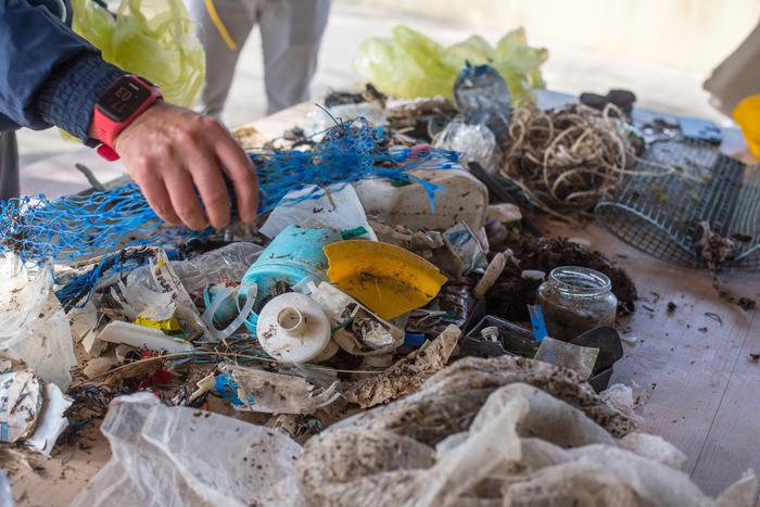 Legambiente, solo 10 tipi di oggetti fra rifiuti spiaggiati - Rifiuti &  Riciclo 