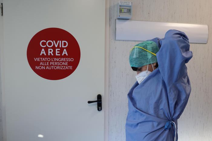 Fiaso, Curva Dei Ricoveri Covid è Piatta, Stabile In Reparti - Ospedali ...