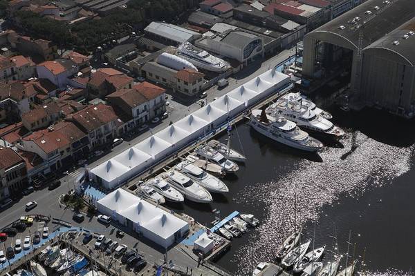 Vela: parte a Viareggio Yare, Salone dedidicato al refit