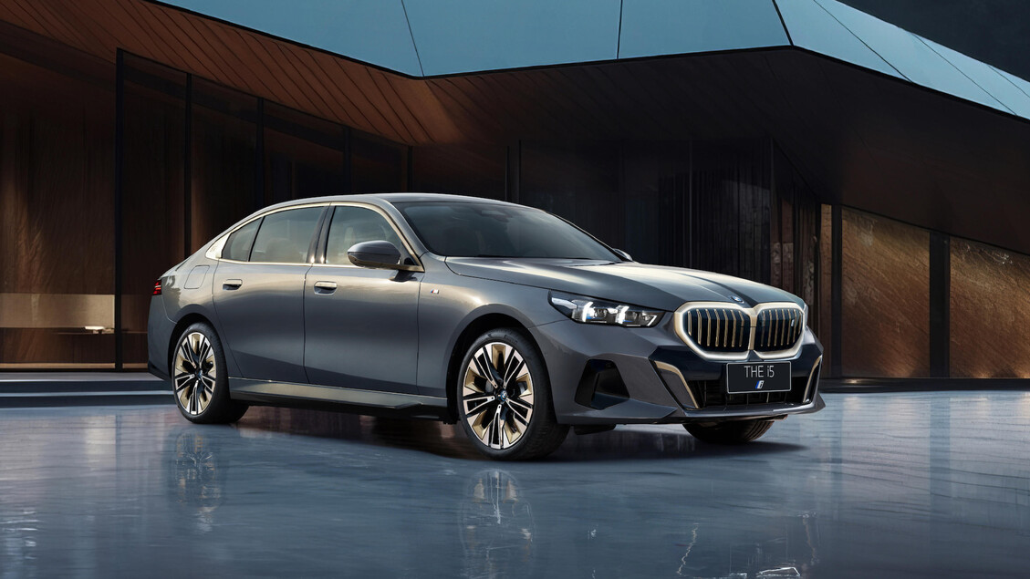 Bmw Serie 5 e i5 Sedan - RIPRODUZIONE RISERVATA