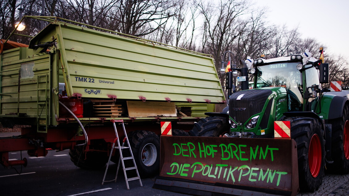Agricoltori tedeschi in sciopero - RIPRODUZIONE RISERVATA