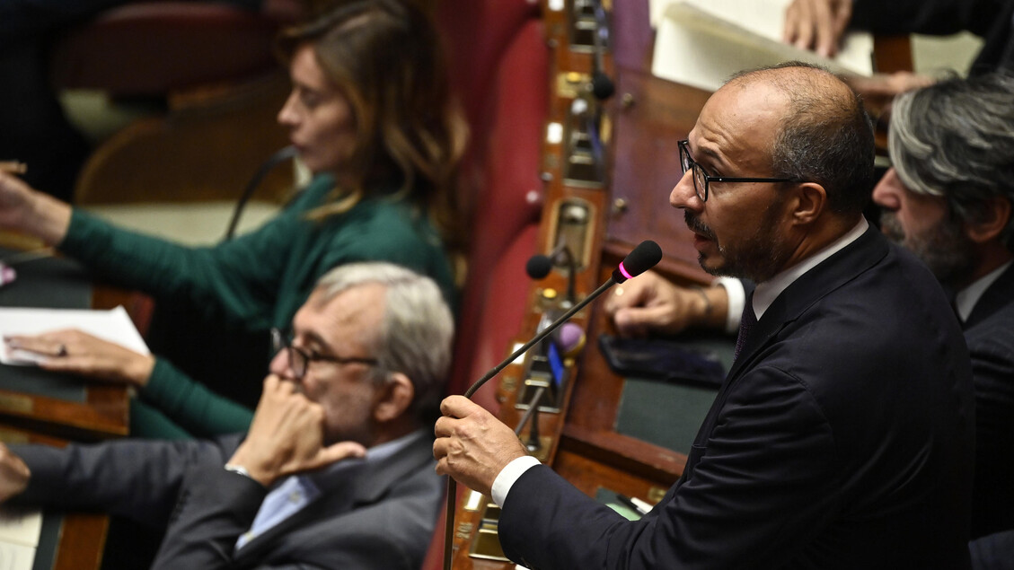 L'opposizione a Fontana: 'Su Paragon un vulnus per il Parlamento'