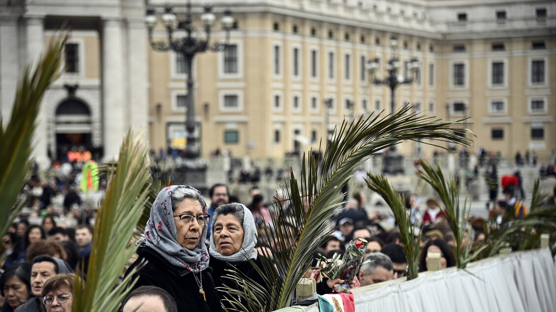 - RIPRODUZIONE RISERVATA