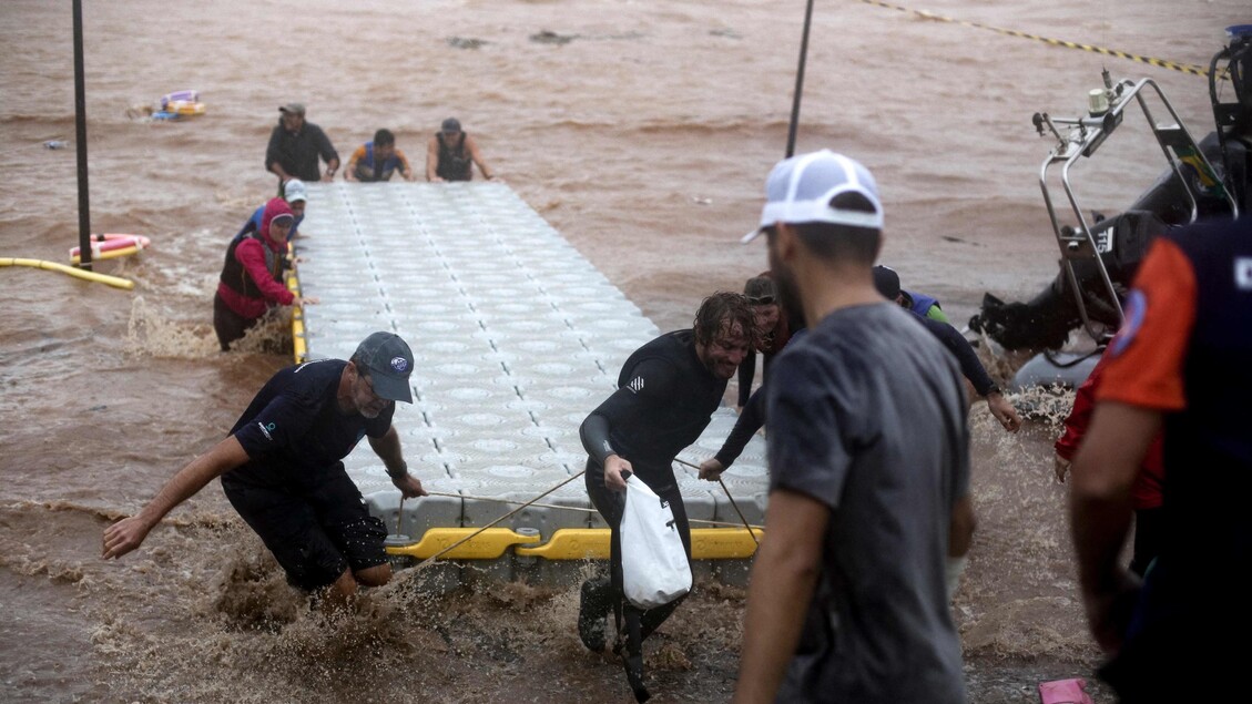 Brasile: il bilancio delle inondazioni supera i 100 morti