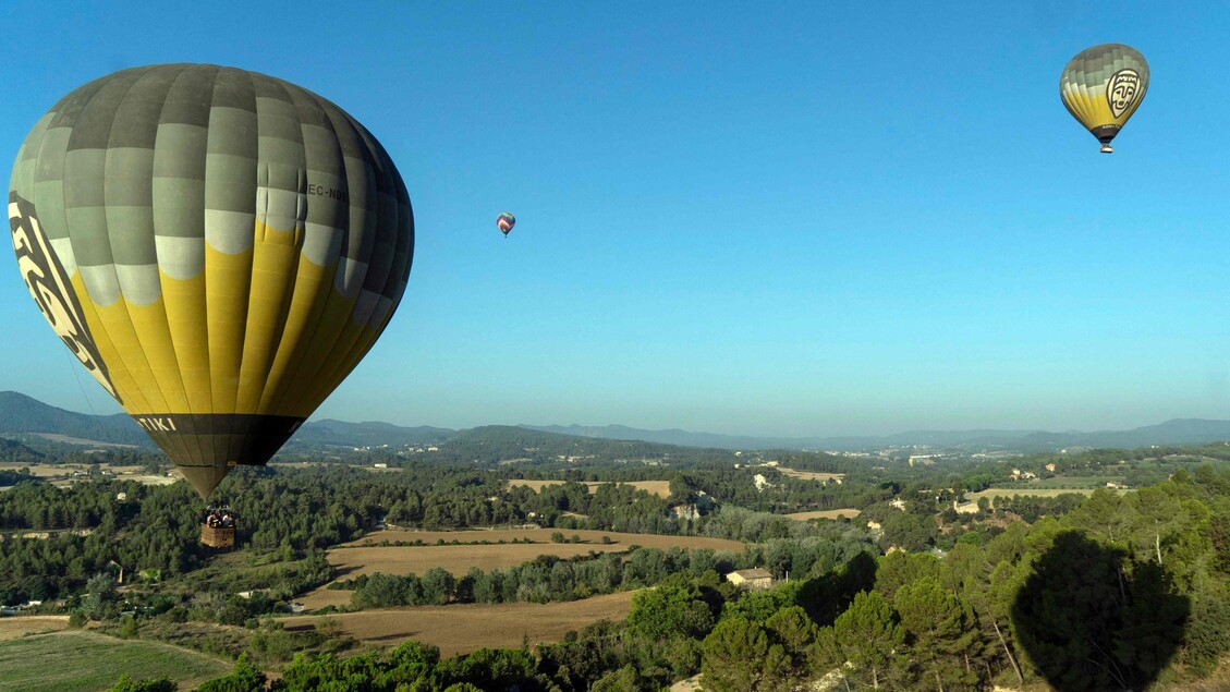 In Spagna l'European Balloon Festival, il paradiso delle mongolfiere