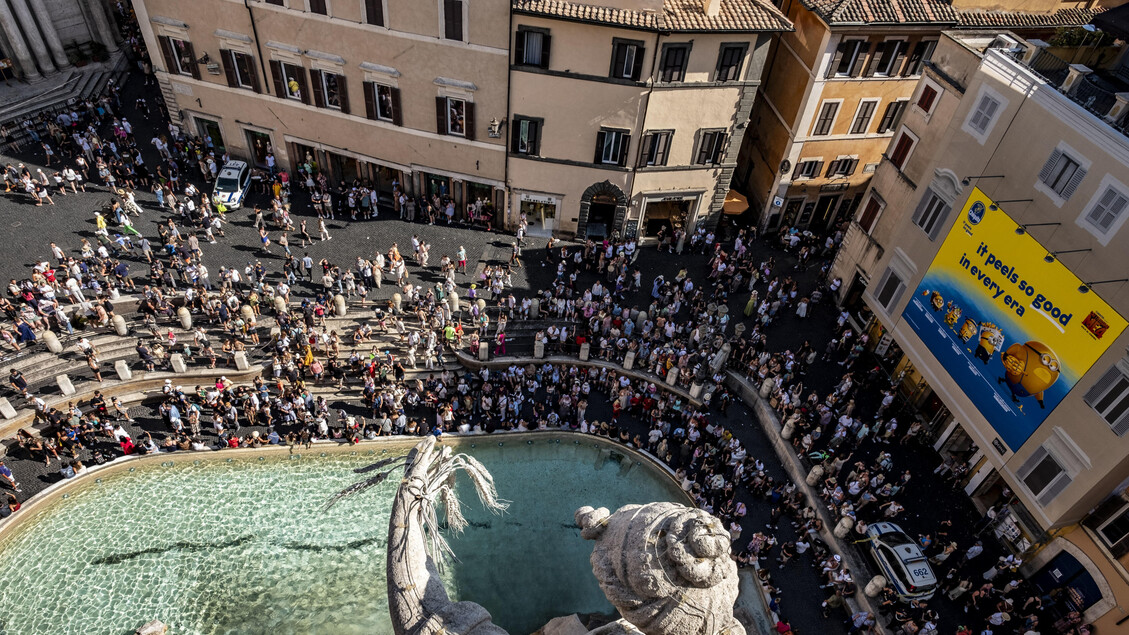 Fontana di Trevi vista dalla terrazza di palazzo Poli