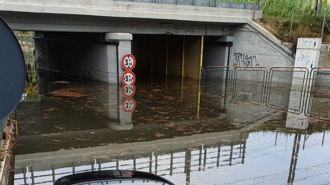 Maltempo, allagamenti e sottopassi chiusi a San Benedetto