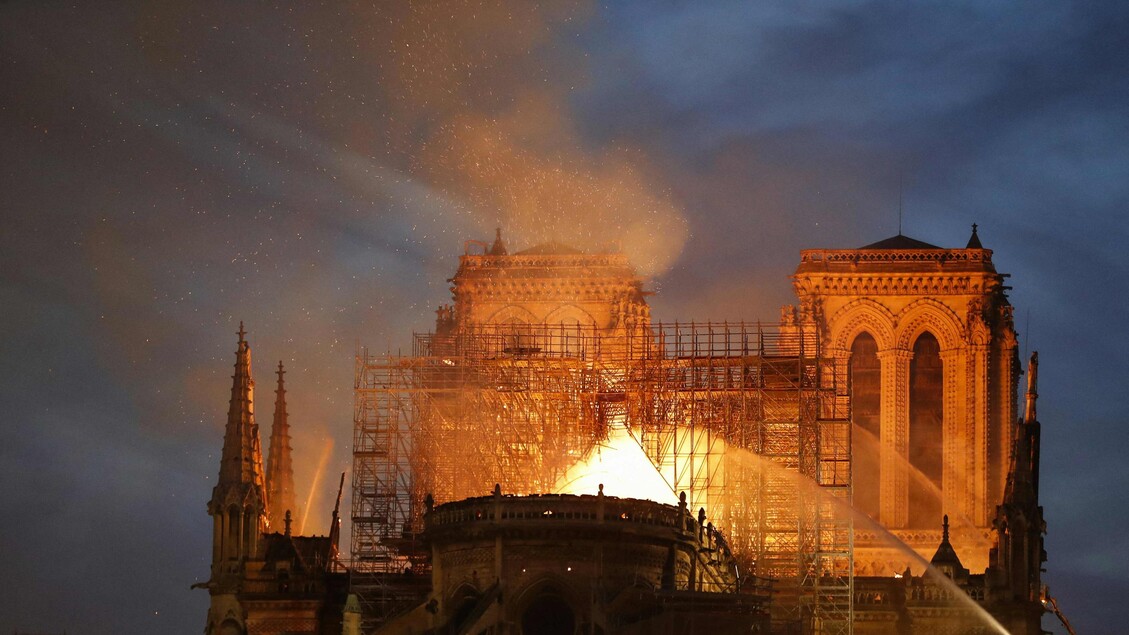 Notre-Dame riapre fra tre mesi, nel 2019 il terribile incendio