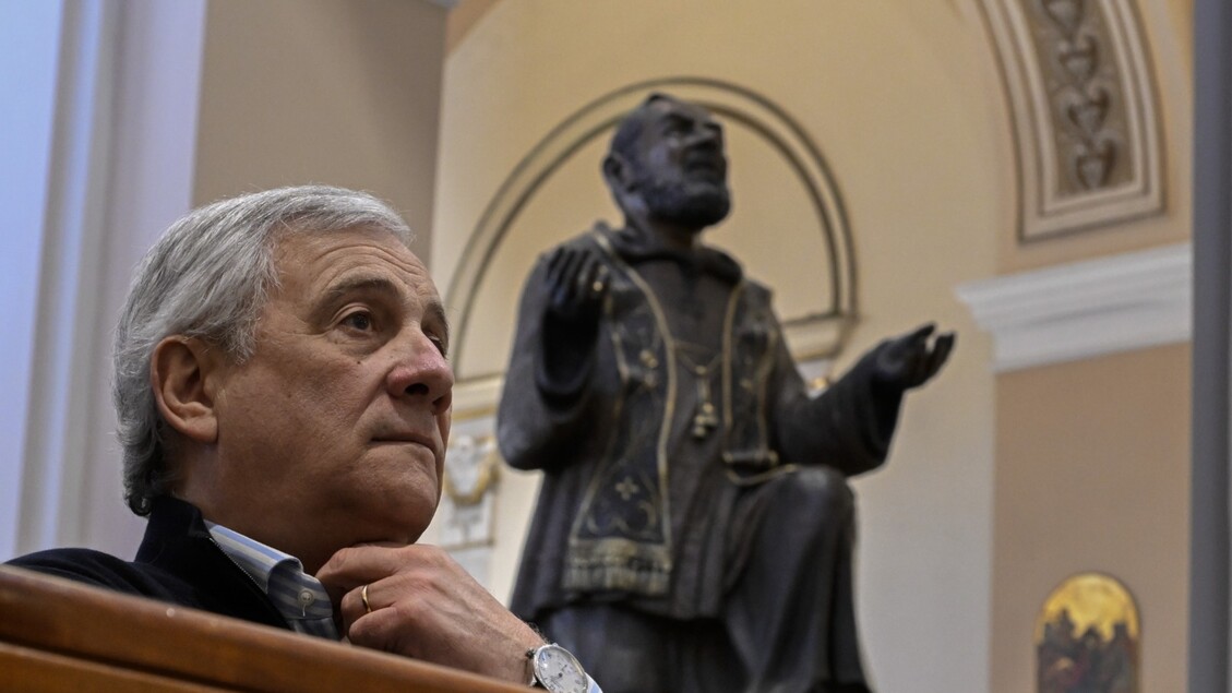 Tajani: Afd contro l'Italia, Merz salvezza della Germania