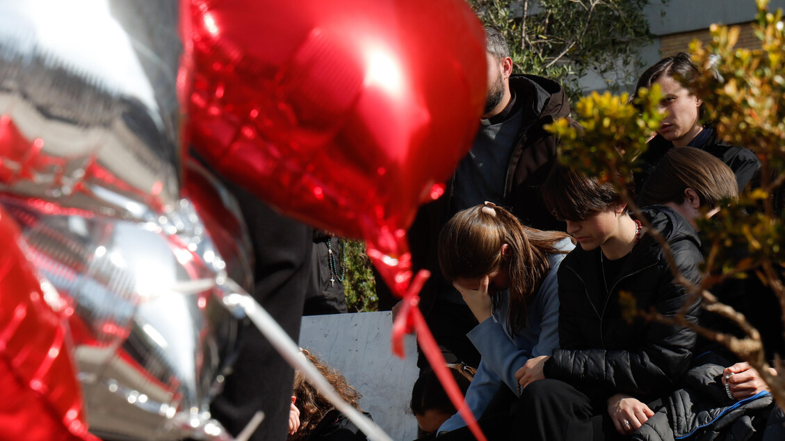 Pope Francis back on X, thanks for messages of affection as well-wishers gather to pray