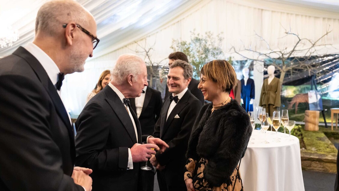 Re Carlo III Brinda all'Italia: Una Serata di Gala a Buckingham Palace