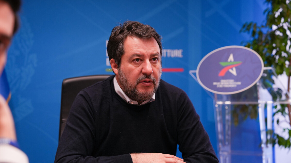 Salvini e la Lega: 'Viva Trump!'. Scontro con Forza Italia