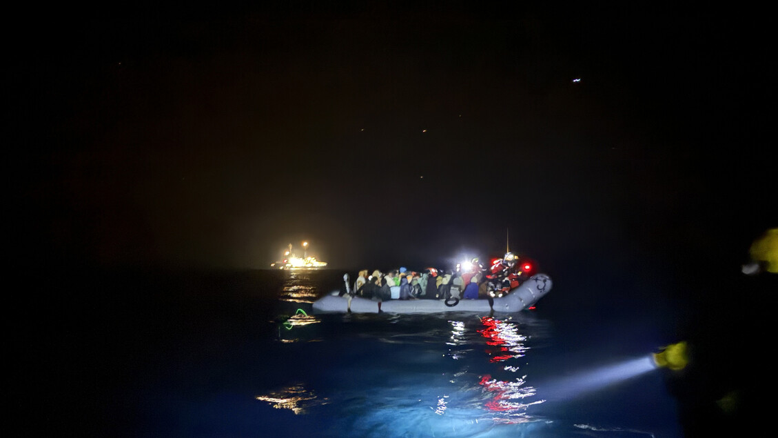 SOS Humanity lands 71 migrants at Ravenna